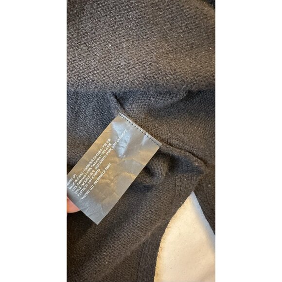 Theory Women’s Mid Length Soft 100% Cashmere V-neck Cardigan Petite Small Black - Picture 4 of 9